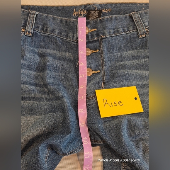 Ariya Distressed Ankle Jeans in Blue - Picture 10 of 11